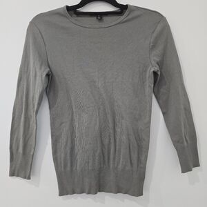Ralph Lauren Black Label Grey Sweater Womens Medium Measures 14.5" x 23"
